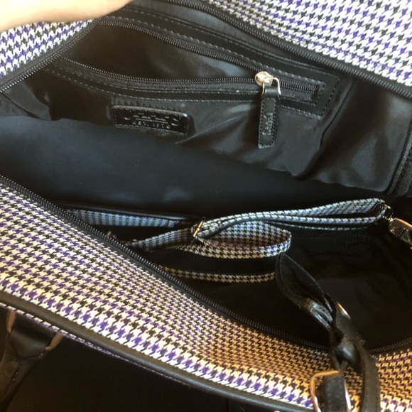 Chaps Black and Purple Overnight Travel Bag - Picture 9 of 9